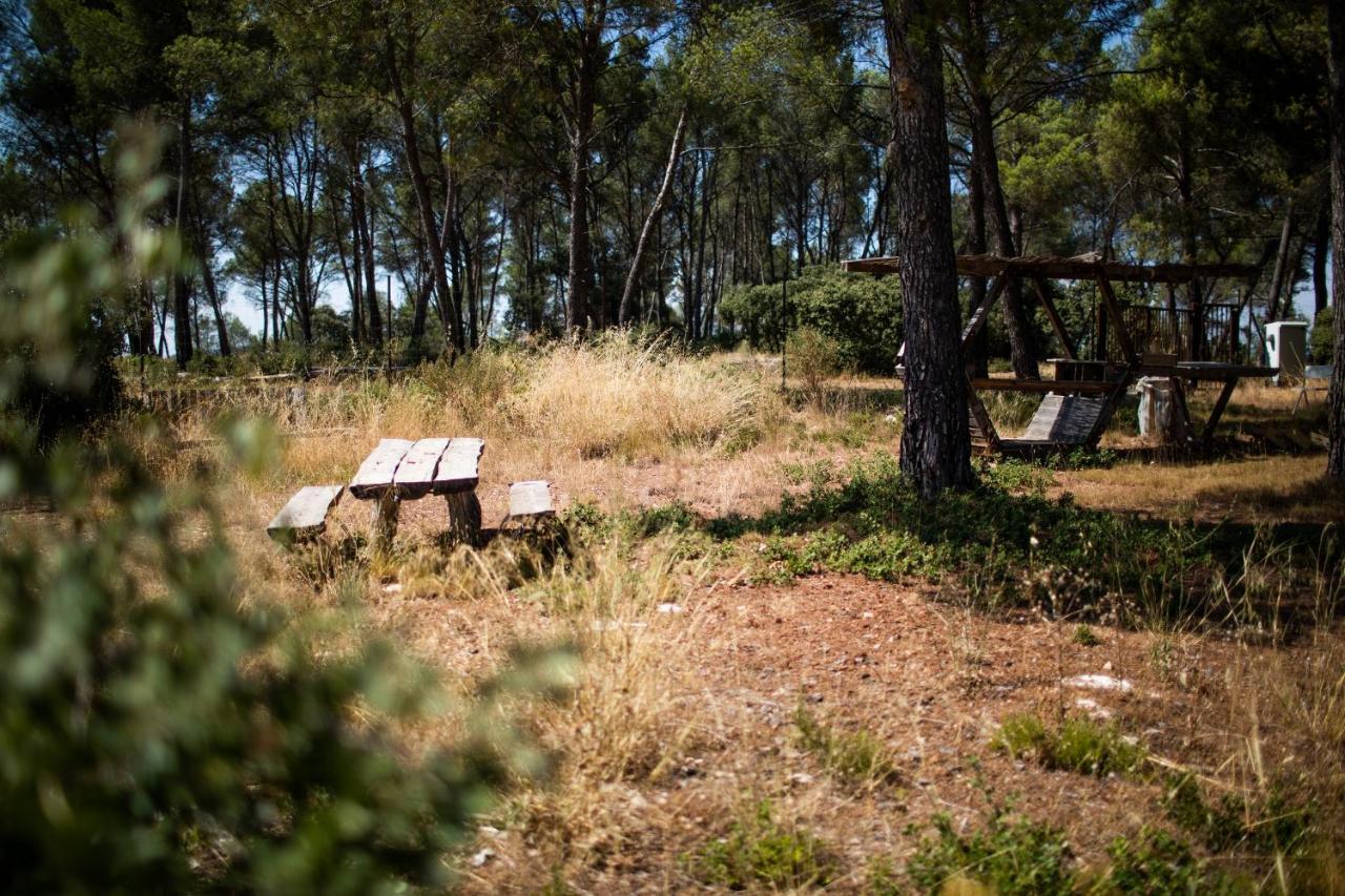 Thecamp Hotel & Lodges - Aix En Provence Aix-en-Provence Buitenkant foto